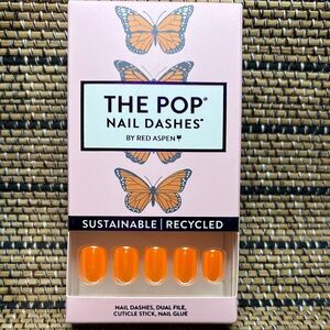 Red Aspen Nail Dashes - Save the Monarch-y, Kiki